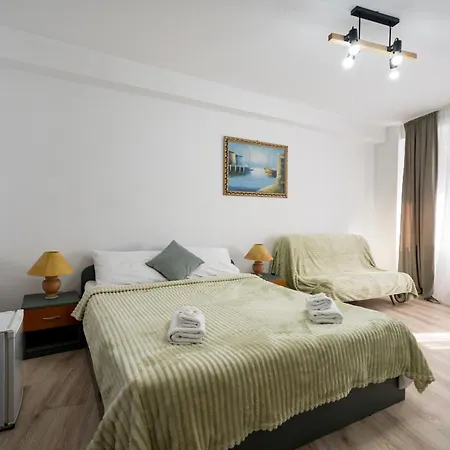 Hotel Flowers Grand 3*