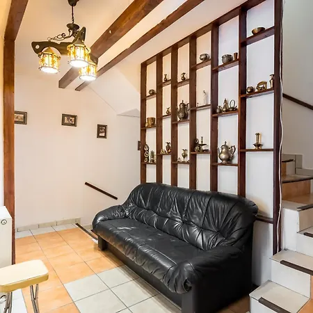 Flowers Grand Bucarest