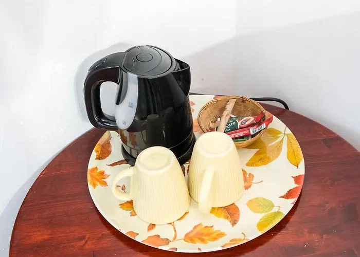 מלון Flowers Grand