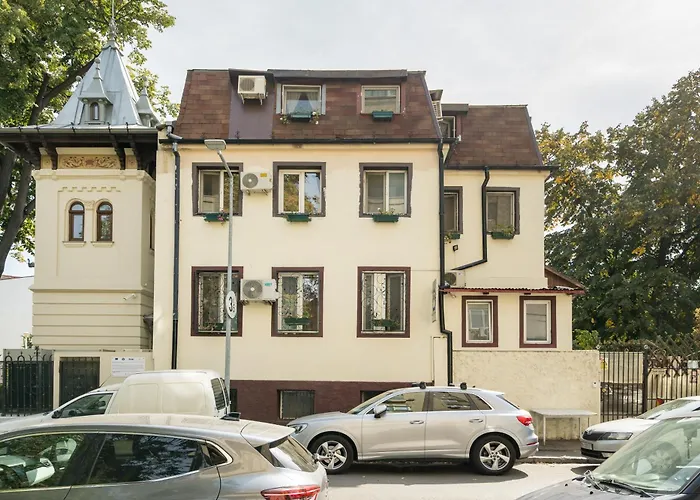 Flowers Grand מלון 3*