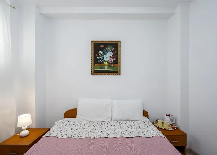 Flowers Grand בוקרשט