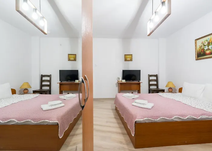 Flowers Grand מלון 3*