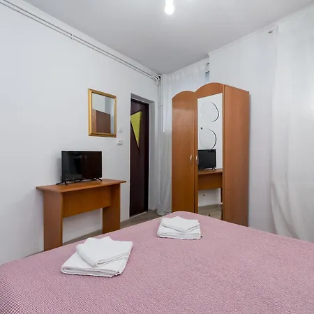 Hotel Flowers Grand Bucureşti