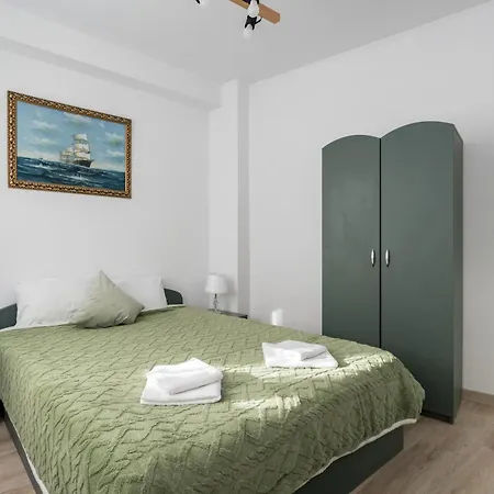 Flowers Grand מלון 3*